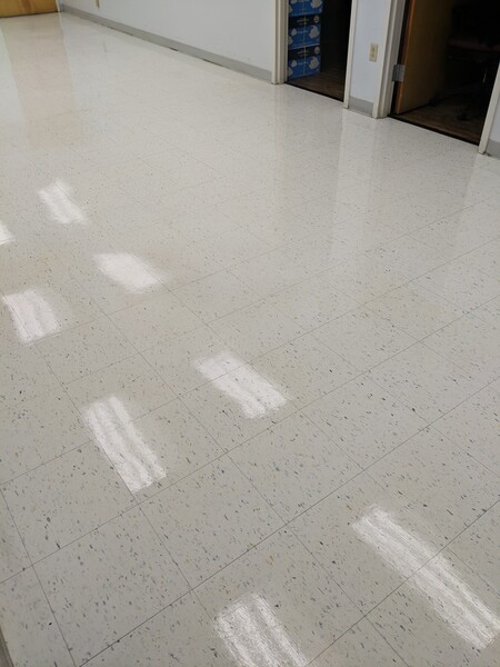 Floor Strip & Wax in New Orleans, LA (3)